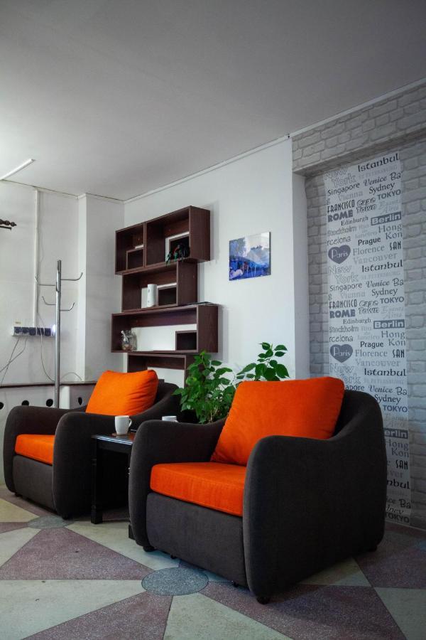 Oradea Central Hostel Zewnętrze zdjęcie