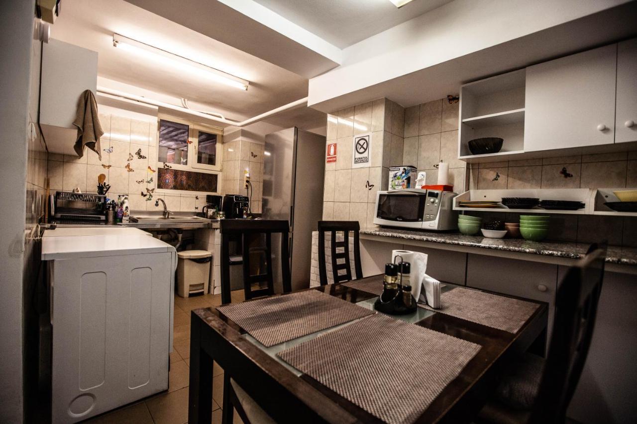 Oradea Central Hostel Zewnętrze zdjęcie